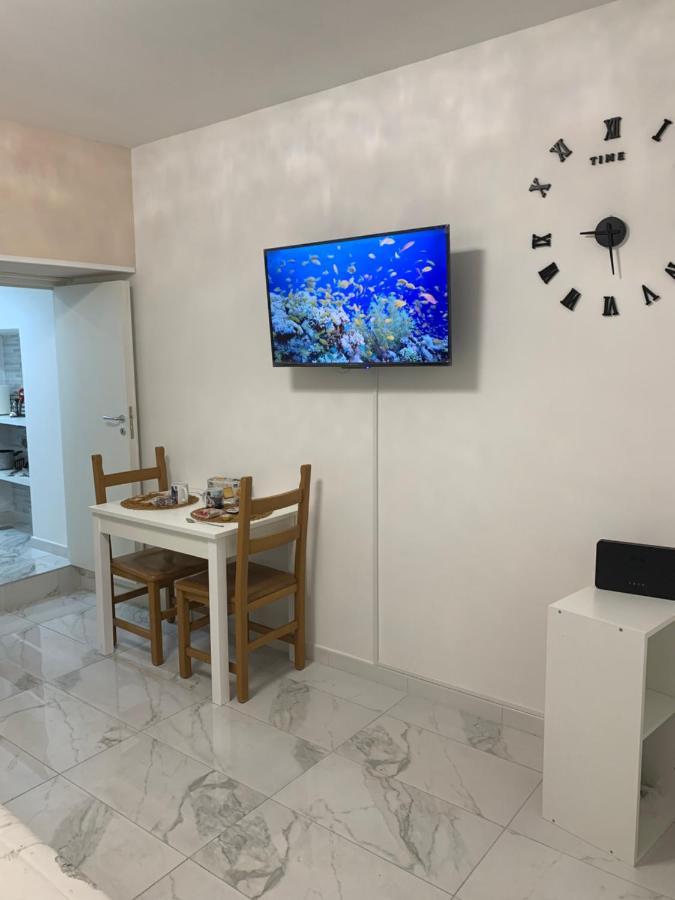 A Cas E Nanninell Apartment Наполи Екстериор снимка