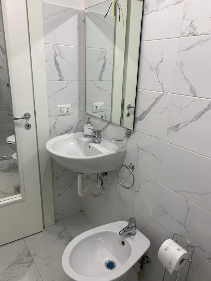 A Cas E Nanninell Apartment Наполи Екстериор снимка