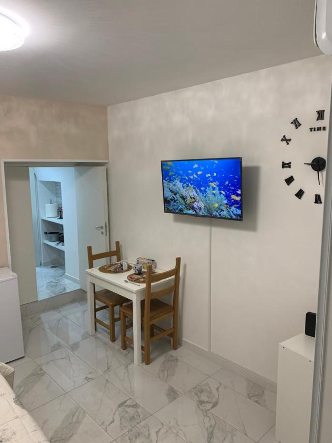 A Cas E Nanninell Apartment Наполи Екстериор снимка