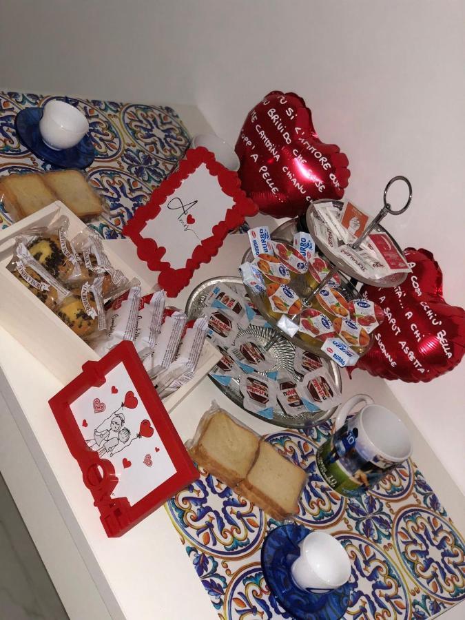 A Cas E Nanninell Apartment Наполи Екстериор снимка
